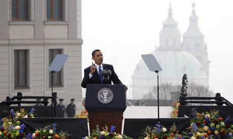 Obama visioi Prahassa ydinaseetonta maailmaa