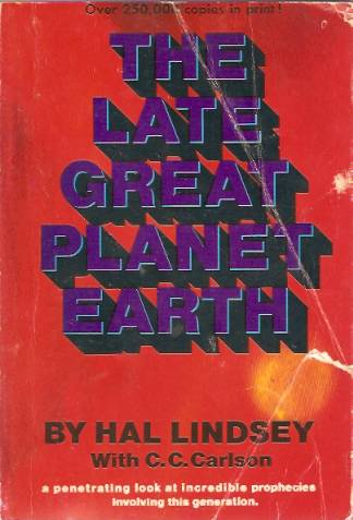 Maa – entinen suuri planeetta (1970) oli Hal Lindseyn miljoonia kappaleita myynyt profetiakirja, joka pyrki yhdistämään oman aikansa tapahtumat Raamatun profetioihin ja ennakoimaan tulevaisuutta. Kuva: Wikipedia