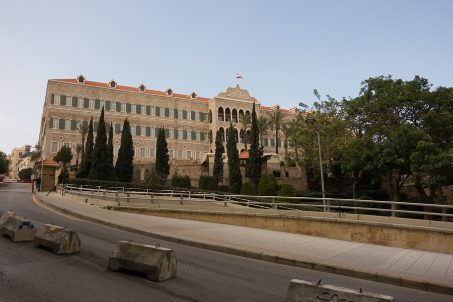 Libanonin valtioneuvoston palatsi (Grand Serail) Beirutin keskustassa. Kuva: JS