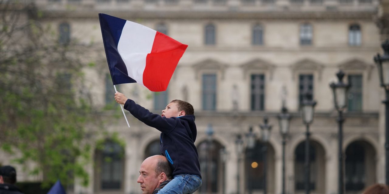 Kommentti: Macron torjuntavoittoon Ranskan presidentinvaaleissa