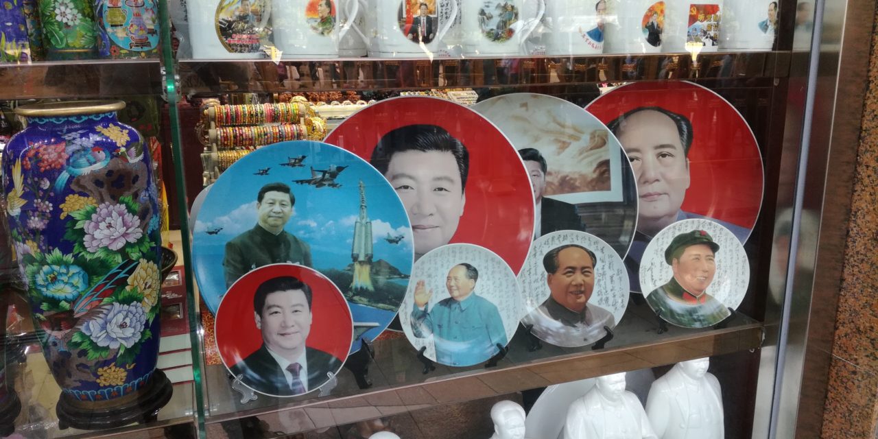 Kiinan kommunistisen puolueen suurkokous meni käsikirjoituksen mukaan – Xi Jinping säilyy johdon ytimenä, mutta on tuskin kaikkivaltias