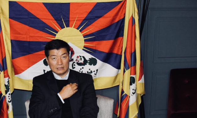 The Ulkopolitistin erikoishaastattelussa Tiibetin pakolaishallituksen presidentti Lobsang Sangay, Kiinan ”valtion vihollinen nro 2”