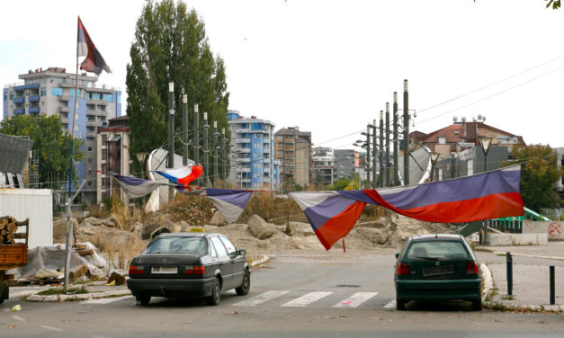Serbia ja Kosovo puntaroivat kiistanalaista sovintoratkaisua 20 vuotta sodan jälkeen