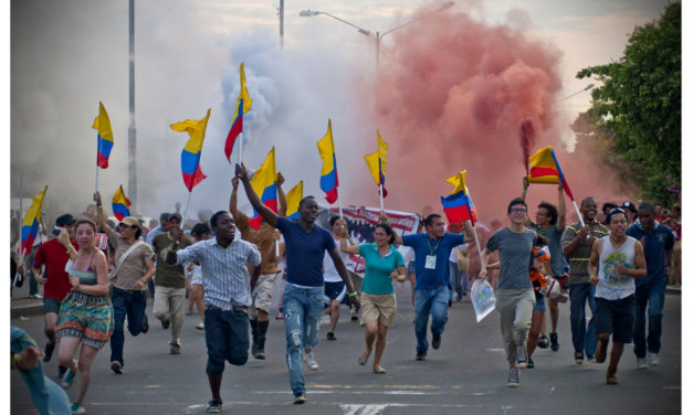 Kolumbian rauhansopimuksesta neljä vuotta – enää puuttuu rauha