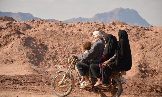 Ikuisesti kylässä – afgaanien päättymätön pako Iranissa