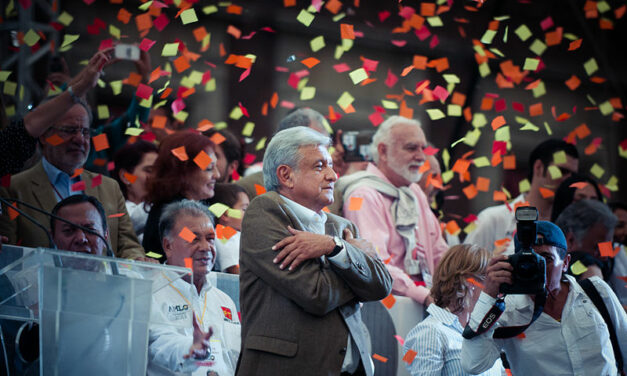 Meksikon uusi presidentti astui virkaansa – onko López Obrador piinkova populisti vai vähäosaisten sankari?